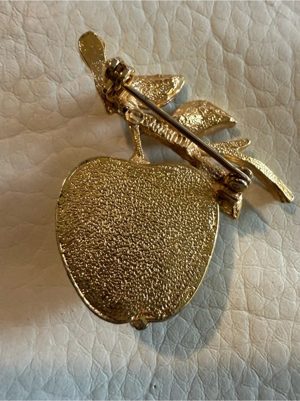 Vintage Sarah Coventry “Forbidden Fruit” Brooch Pin Frosted Lucite 1970s
